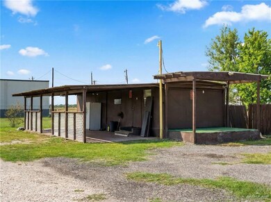 9600 N Val Verde Rd, Donna, TX 78537 - photo 3