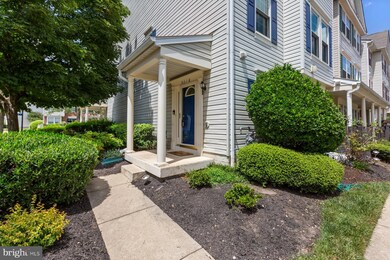 9218 Deer Crossing, Lorton, VA 22079 - photo 2