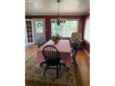 211 N Humbolt St, Canyon City, OR 97820 - photo 7