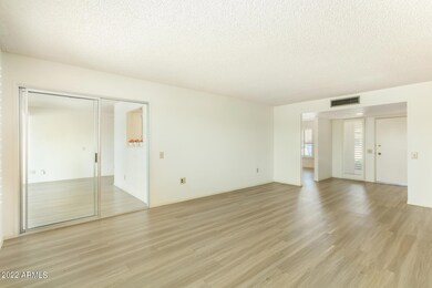 9503 W Calico Dr unit 55, Sun City, AZ 85373 - photo 7