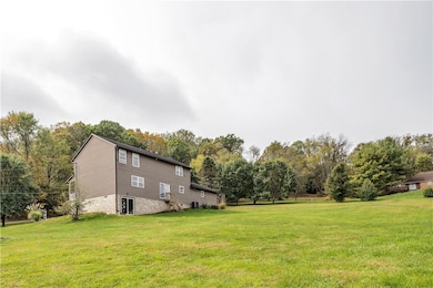 112 Siebert Ln, Apollo, PA 15613 - photo 4