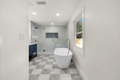 67 11th St_20241212_089