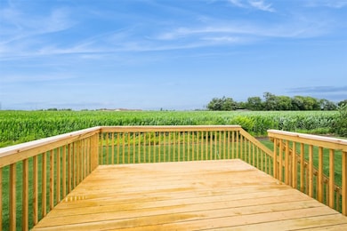 1312 Beringer Ct NE, Cedar Rapids, IA 69083 - photo 5