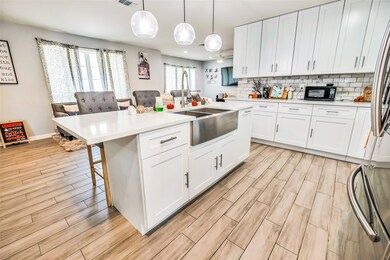 10134 Scotsbrook Dr, Houston, TX 77038 - photo 5