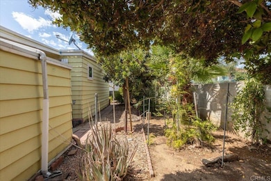 211 N Citrus Ave unit 214, Escondido, CA 92027 - photo 3