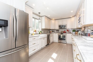 168 Dunstable Rd, North Chelmsford, MA 01863 - photo 5