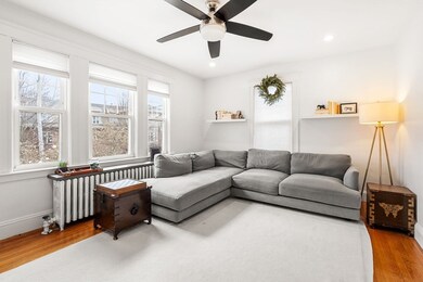 517 Heath St unit 2, Chestnut Hill, MA 02467 - photo 3