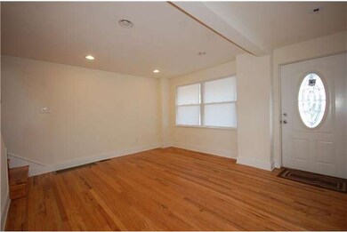 114 S Line St, Lansdale, PA 19446 - photo 2