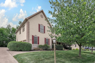 20-web-or-mls-12282-brook-forest-cir