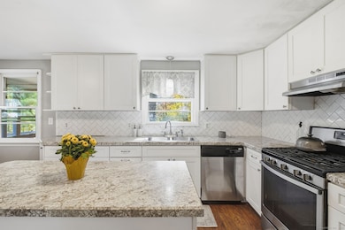 17 Douglas Dr, Enfield, CT 06082 - photo 6