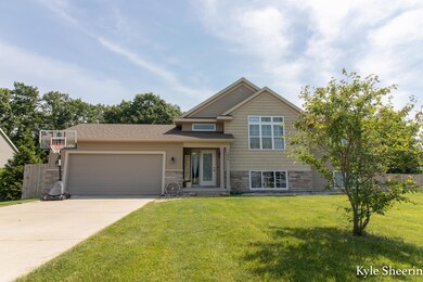 1079 Serenity Ridge Dr, Wayland, MI 49348 - photo 2