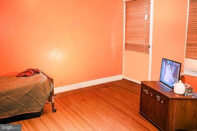 517 N Edgewood St, Baltimore, MD 21229 - photo 5