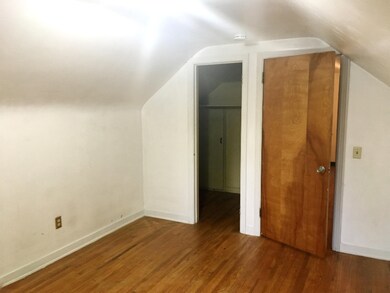 upstairs bedroom 2