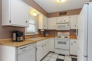 Kitchen. All appliances stay!