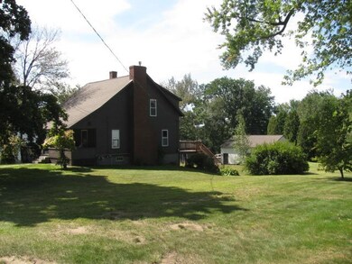 90 Broadway, Pembroke, NH 03275 - photo 2