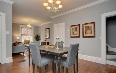Dining Room (2)