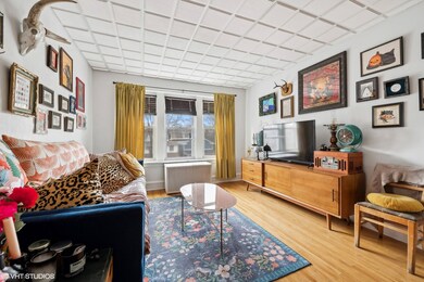 4955 N Seeley Ave unit 2, Chicago, IL 60625 - photo 2