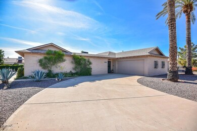 10601 W Mission Ln, Sun City, AZ 85351 - photo 2