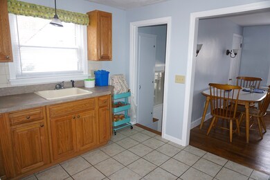 39 Knowles Rd, Worcester, MA 01602 - photo 5