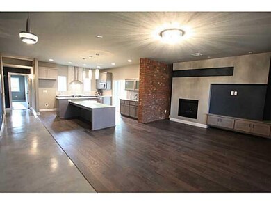 17317 Sparrowhawk Ln, Edmond, OK 73012 - photo 2