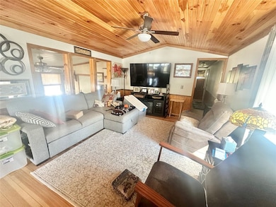 10644 W Main Rd unit 155C, North East, PA 16428 - photo 7