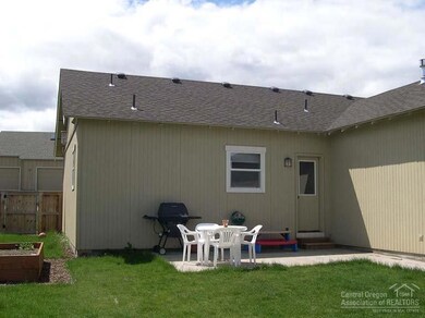20718 Beaumont Dr, Bend, OR 97701 - photo 3