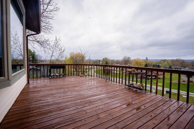 320 Hiawatha Hills Rd, Dakota, MN 55925 - photo 4