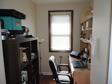 Kitchen. 649 Breakfast nook currently used as offi