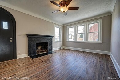 172 Nelson St, Pontiac, MI 48342 - photo 6