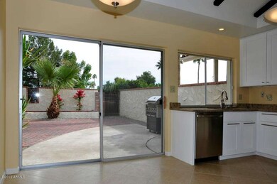Breakfast Room