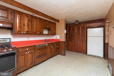 200 Montgomery Ave, Oreland, PA 19075 - photo 7