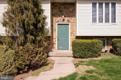 1905 Mcknights Gap Rd, Reading, PA 19604 - photo 2