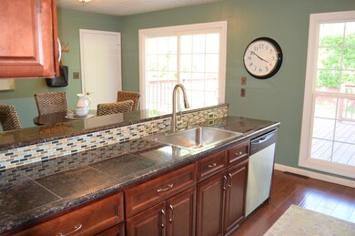 5700 Linworth Rd, Columbus, OH 43235 - photo 4