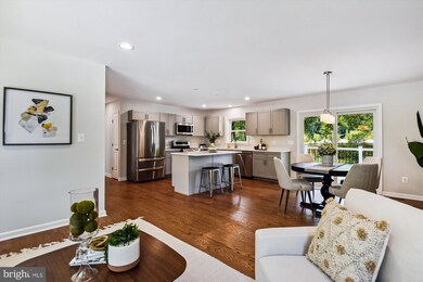 902 Lauren Ln SE, Vienna, VA 22180 - photo 4