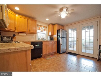 372 E Elm St, Conshohocken, PA 19428 - photo 3