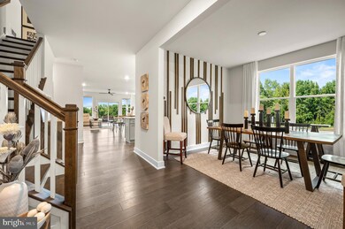 1021 Shannon Falls Dr, Newark, DE 19702 - photo 2