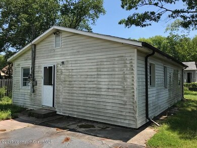 352-599388 front (2)
