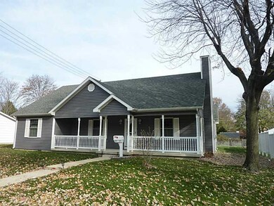 237 Maple St, Tipton, IN 46072 - photo 2