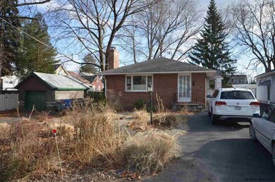 7 Carlisle Ct, Albany, NY 12209 - photo 2