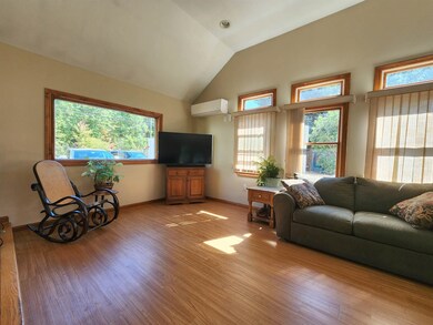 224 Manchester St, Nashua, NH 03064 - photo 2