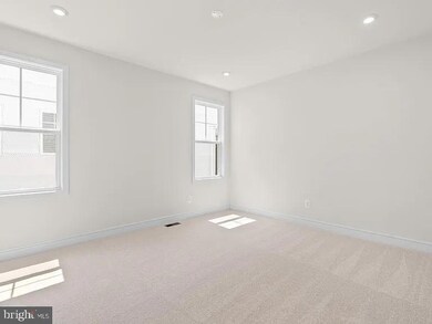 121 Leather Flower Dr, Lake Frederick, VA 22630 - photo 7