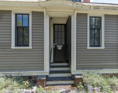 402 Angell St, Providence, RI 02906 - photo 6