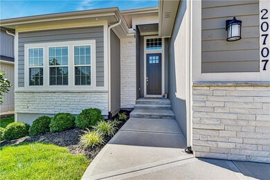 20707 W 49th St, Shawnee, KS 66218 - photo 4