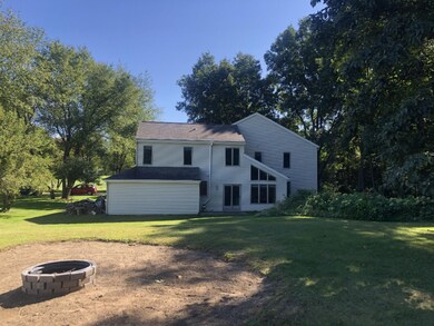 5859 House2