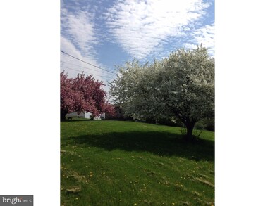 1650 County Line Rd, Bechtelsville, PA 19505 - photo 4