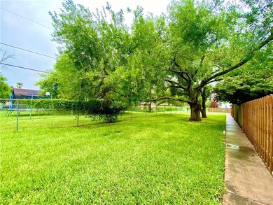 415 S Westgate Dr unit 12, Weslaco, TX 78596 - photo 7