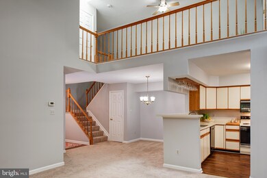 2217 Lovedale Ln unit J, Reston, VA 20191 - photo 5