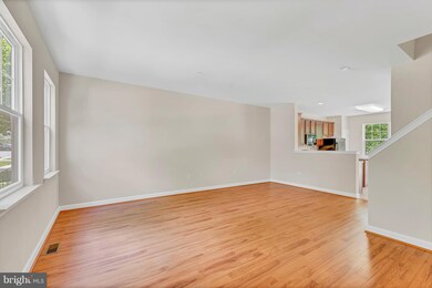 389 English Oak Ln, Prince Frederick, MD 20678 - photo 2