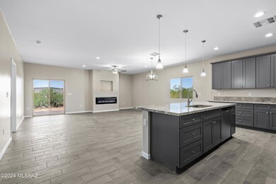 Kitchen/Living Area