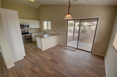 Kitchen & Dinning